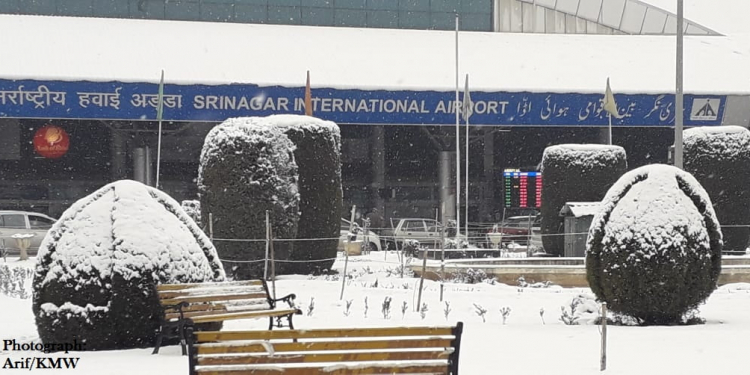 Airlines Resort to Blackmailing Tactics as Snowfall Hits Valley
