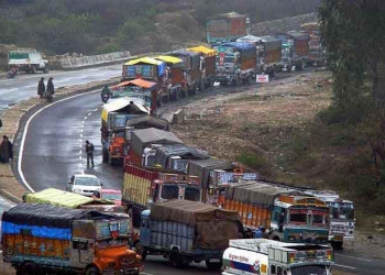 274 Oil Tankers, Trucks reach Srinagar : Div Com