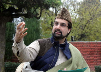 NIA summons Mirwaiz to Delhi for questioning in funding case
