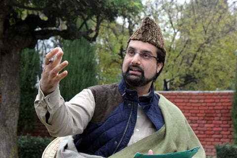 NIA summons Mirwaiz to Delhi for questioning in funding case