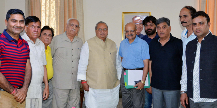 Delegation of JKCA Members meets Governor
