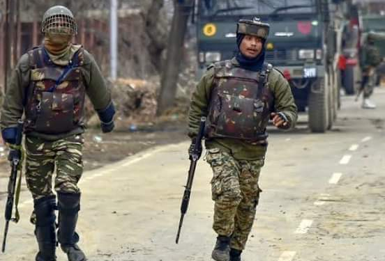 Army Major killed in ongoing Anantnag encounter