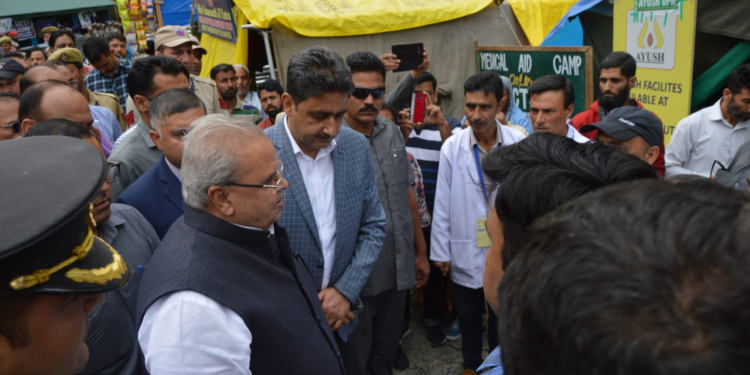 J&K Governor reviews Yatra arrangements at Nunwan Base Camp