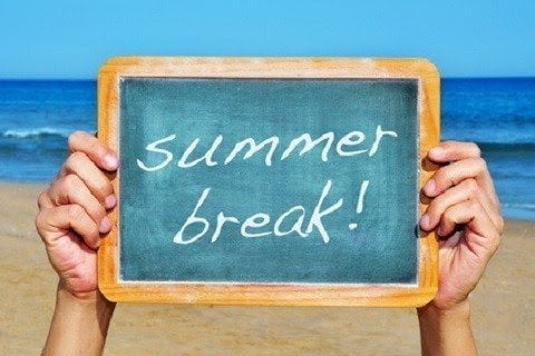 Govt announces ten-day summer break for Kashmir colleges