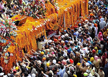 500 Indian Sikhs arrive in Pakistan for Guru Nanak’s birth anniversary celebrations