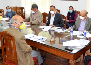 LG takes stock of academic activities; Educational Institutions to remain closed till 31st May