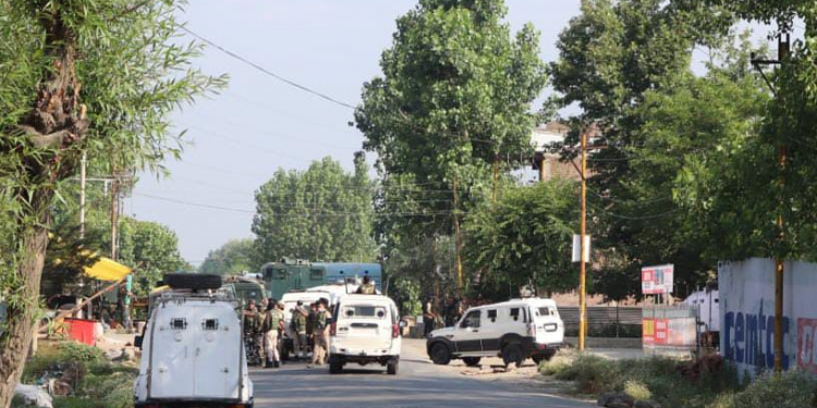 Sopore Attack : CRPF Trooper, Civilian Killed In Sopore, Says DGP