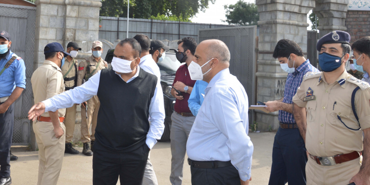 Div Com conducts extensive City tour
