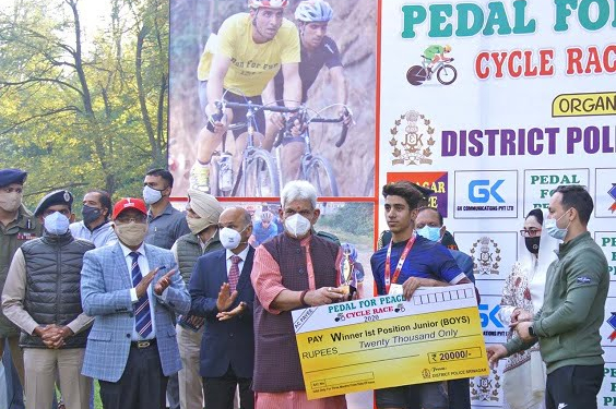 Lt Governor joins youth in “Pedal for Peace” event