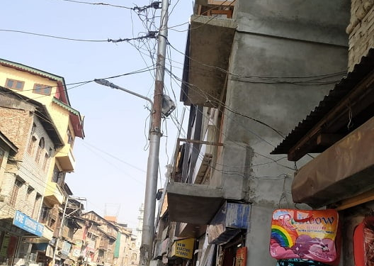Malik Hardware Store Maisuma cries justice from SMC over occupying of airspace by landlord