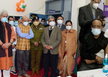 LG Manoj Sinha Inaugurated Covid drive for J&K from GMC Jammu