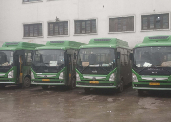 Srinagar: Commuters demand evening transportation facility
