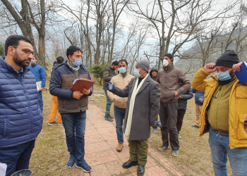 Dir Tourism visits Eco Park Baramulla; inspects facilities, dev works