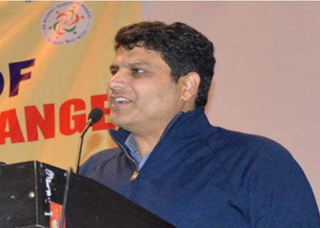 Sarmad reviews arrangements for tourists at Patnitop