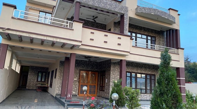 ACB attached palatial residence and banquet hall, situated at Udhampur, worth crores of Rakesh Kumar Pargal, the then Chief Supervisor, FCI Godown, Udhampur