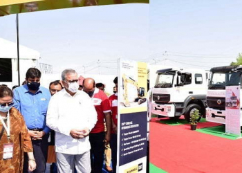 Advisor Farooq Khan inaugurates ten days marketing exhibition of J&K SC, ST & BC Development Corporation