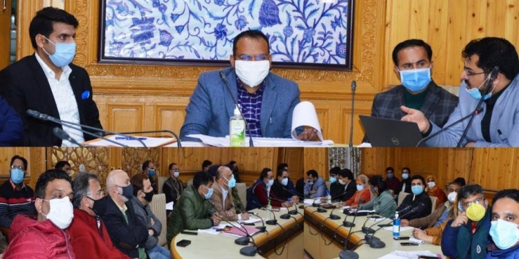 Div Com Kashmir chairs Covid-19 review meeting