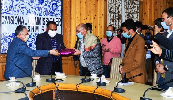 Div Com bids adieu to Addl. Com Bhat