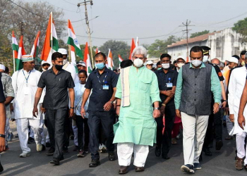 Lt Governor  joins Dandi March at Surya Mandir, Borsad, Gujarat