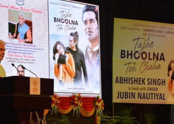 Lt Governor releases Jubin Nautiyal’s music album ‘Tujhe Bhoolna Toh Chaha’