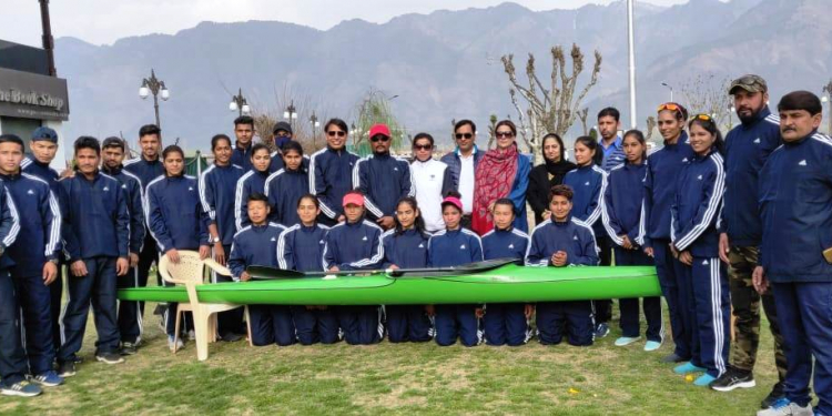 Secretary JKSC visits National Kayaking & Canoeing camp at WSC, Dal Lake