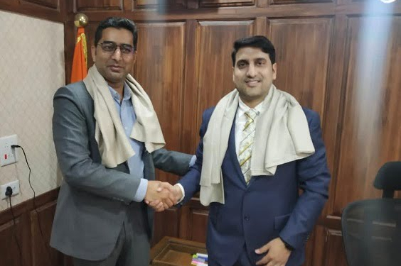 Mohammad Aijaz Asad assumes charge as DC Srinagar