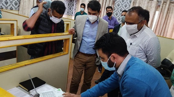 DDMA Srinagar establishes Covid-19 War Room