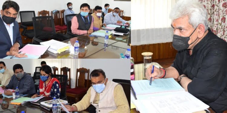 Tricolor to be hoisted on every government building of J&K: LG