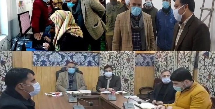 Div Com Kashmir visits Bijbehara, Anantnag