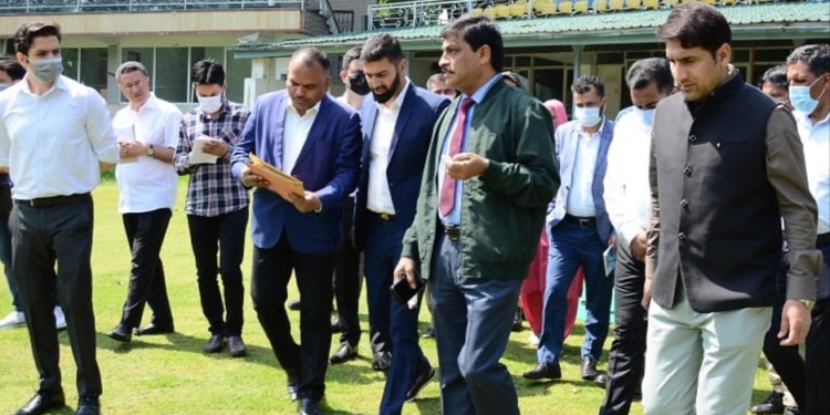 Chief Secretary inspects SK stadium, Sonwar