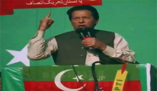 Sea of people en route to Islamabad: Imran