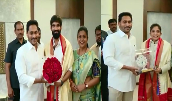 AP CM congratulates Kidambi Srikanth, Sheikh Jafrin