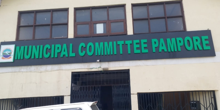 Pulwama DC fails to issue notification for Pampore Municipal Committee Chairman elections