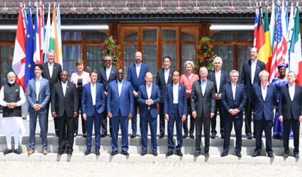 PM Modi interacts with US President, French President and Canadian PM on G7 sidelines