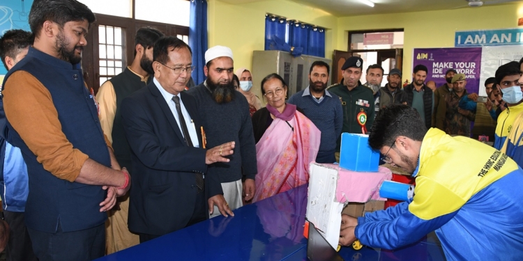 Union MoS for Education and External Affairs interacts with DDCs, BDCs, other PRIs of Kangan