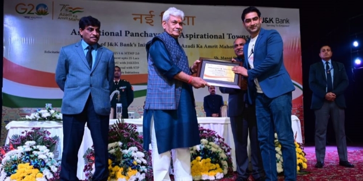 Lt Governor attends J&K Bank’s ‘Nayi Disha’ programme