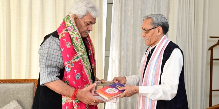 President, J&K Shree Kashi Vidvat Parishad calls on Lt Governor