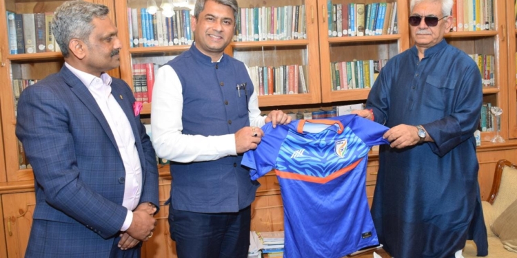 President All India Football Federation calls on LG Sinha