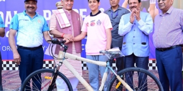 LG Manoj Sinah attends ‘Pedal for Peace’ Award Ceremony at Srinagar