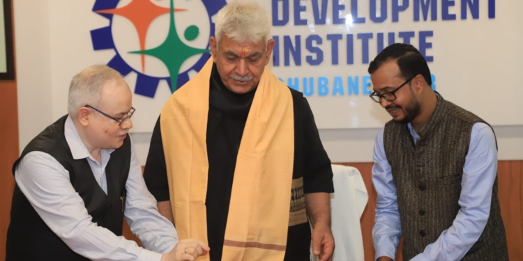 Lt Governor visits Skill Development Institute, Bhubaneswar