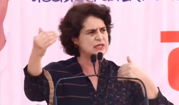 MP : Modi is maintaining silence over price rise: Priyanka
