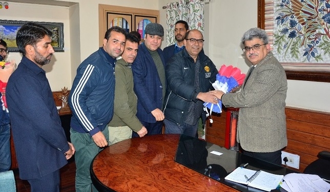 J&K Young Journalist Association Prez calls on Chief Secretary