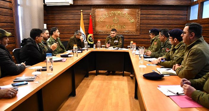 IGP Kashmir reviews Republic Day-2024 arrangements