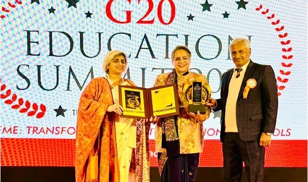 DIS JAMMU attains City Rank 3 in Bharat Institution Ranking Awards at Delhi