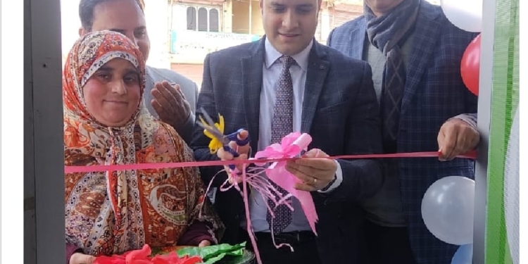 J&K Bank commissions an ATM in Kulgam