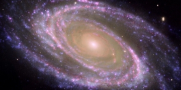 Astronomers reflect Milky Way’s true colours