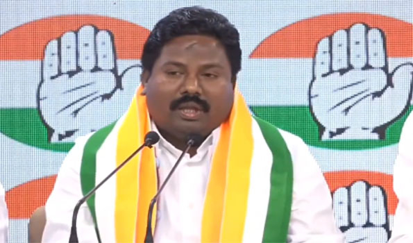 Jharkhand’s BJP leader Jai Prakash Bhai Patel joins Cong