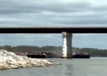 US: Barge crashes into bridge in Oklahoma