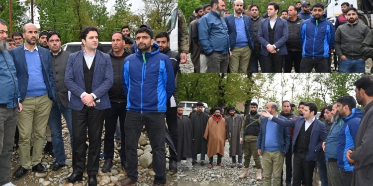 DC Kulgam visits several areas, takes stock of situation due to heavy rains