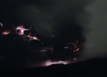 Indonesia’s Mount Ibu erupts again, sending 5 km of volcanic ash